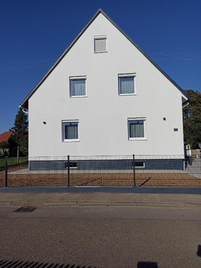 Ebs Paradies Rheinhausen Eksteriør bilde
