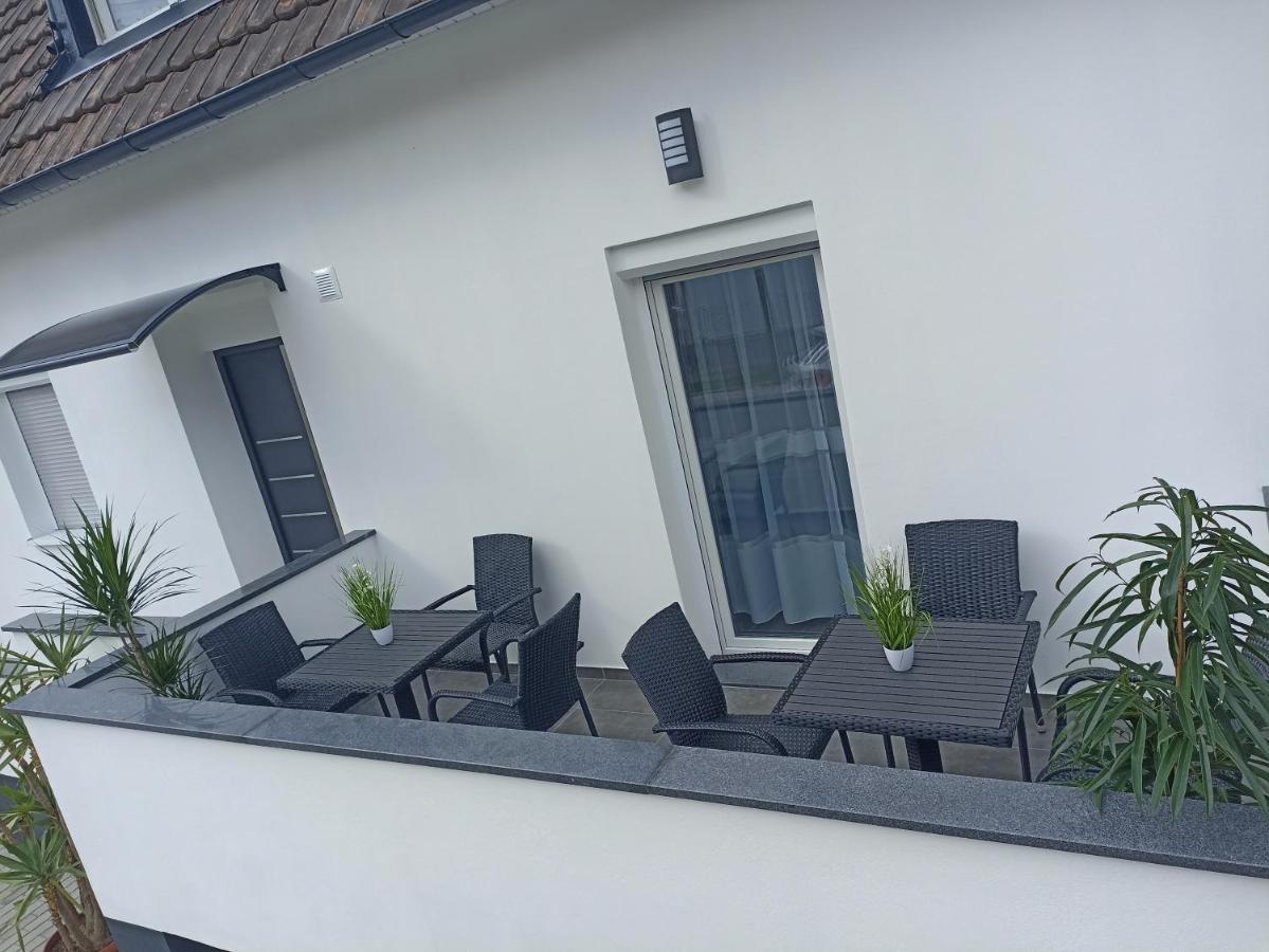 Ebs Paradies Rheinhausen Eksteriør bilde